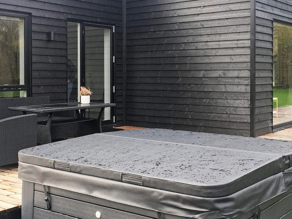 8 Person Holiday Home In Ansager Extérieur photo